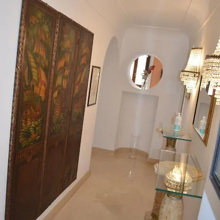 Apartment Elegante Nel Centro Di *