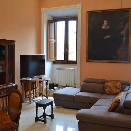 Elegante Nel Centro Di * Rome