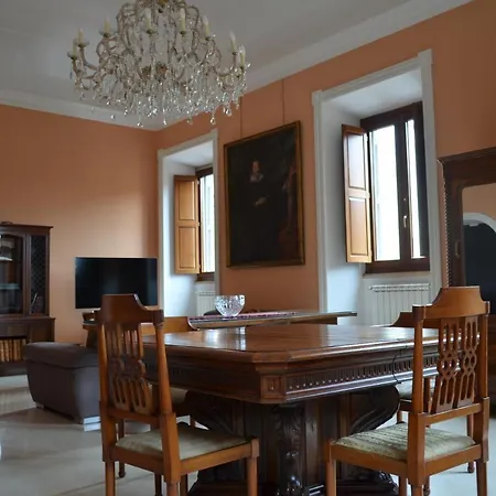 Elegante Nel Centro Di Apartment Rome